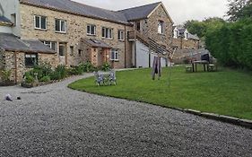 The Old Rectory Southcott Apartment In Jacobstow 10 Mins To Widemouth Bay And Crackington Haven,15 Mins Bude,20 Mins Tintagel, 27 Mins Port Issac